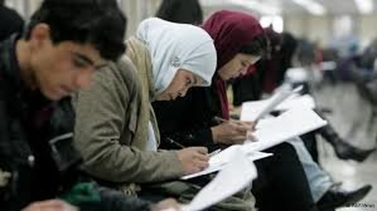 تخفیف۸۰ درصدی برای صدور پاسپورت دانشجویان افغان