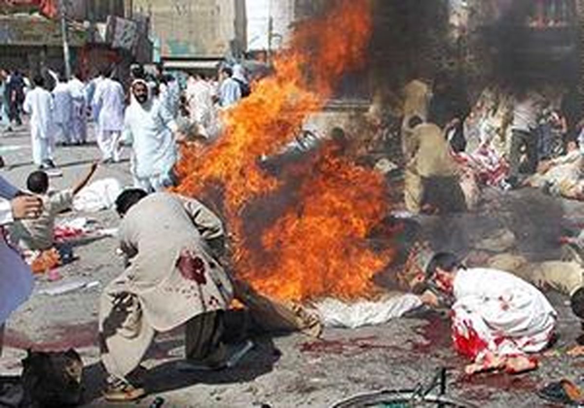لحظه انفجار انتحاری تروریست‌های داعش در بلوچستان پاکستان