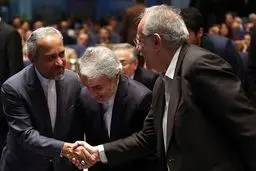 ۱۹ فعال اقتصادی خواستار ترمیم اقتصادی کابینه شدند