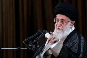 تصور حل مشکلات از راه مذاکره یا رابطه با آمریکا خطایی واضح است