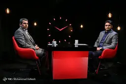 لاریجانی گفت که اگر ورود کنید همه چیز را به گردن مجلس می‌اندازند!/مجلس توان تغییر مدیرکل را هم ندارد چه برسد به استیضاح/کابینه روحانی در حد گل کوچیک است!/در دولت قبل جمشید بسم‌الله بود،الان حمید قل‌هوالله!