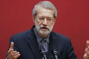 لاریجانی: چرا دولتی‌ها با مردم حرف نمی‌زنند