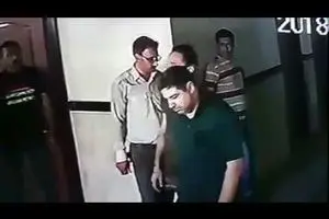 دستگیری شهرام جزایری در گمرک بازرگان