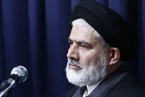 امام جمعه پردیسان قم: هرکس اعتراض کرد ضدانقلاب نیست
