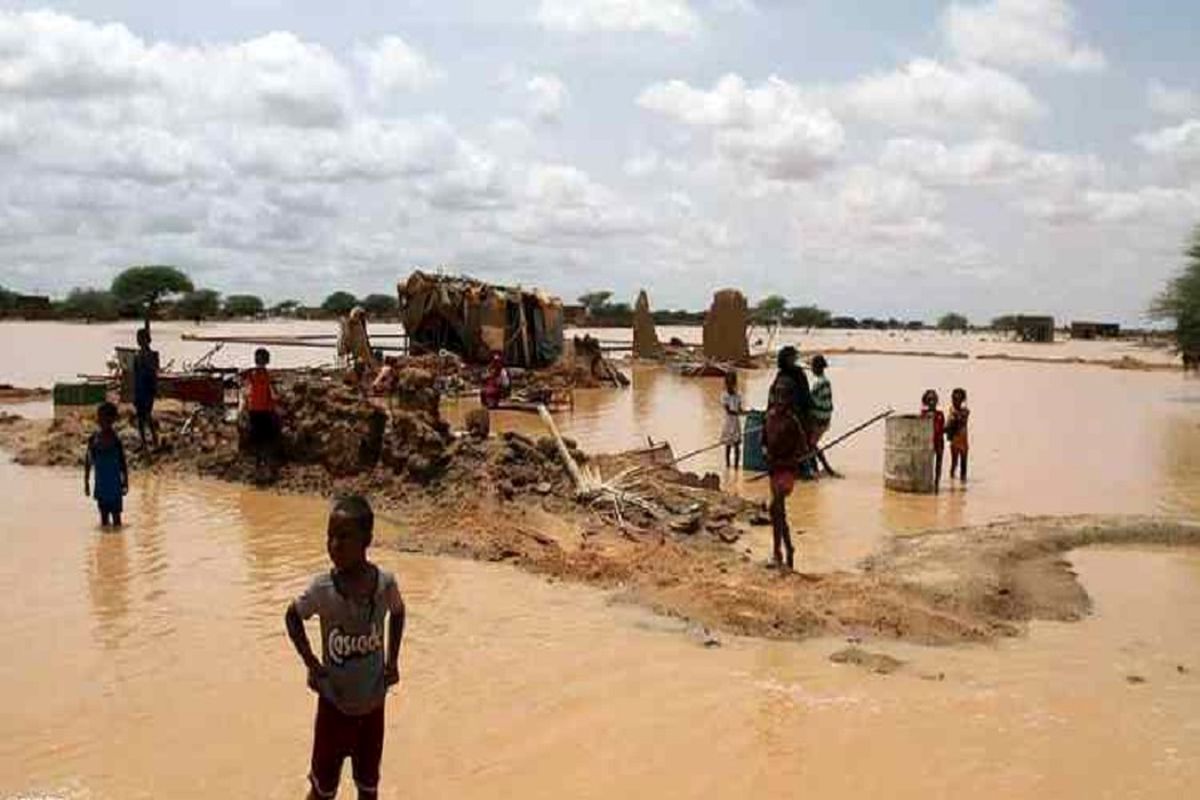 باران و سیل زندگی ۱۹۵هزار نفر را در سودان فلج کرده است