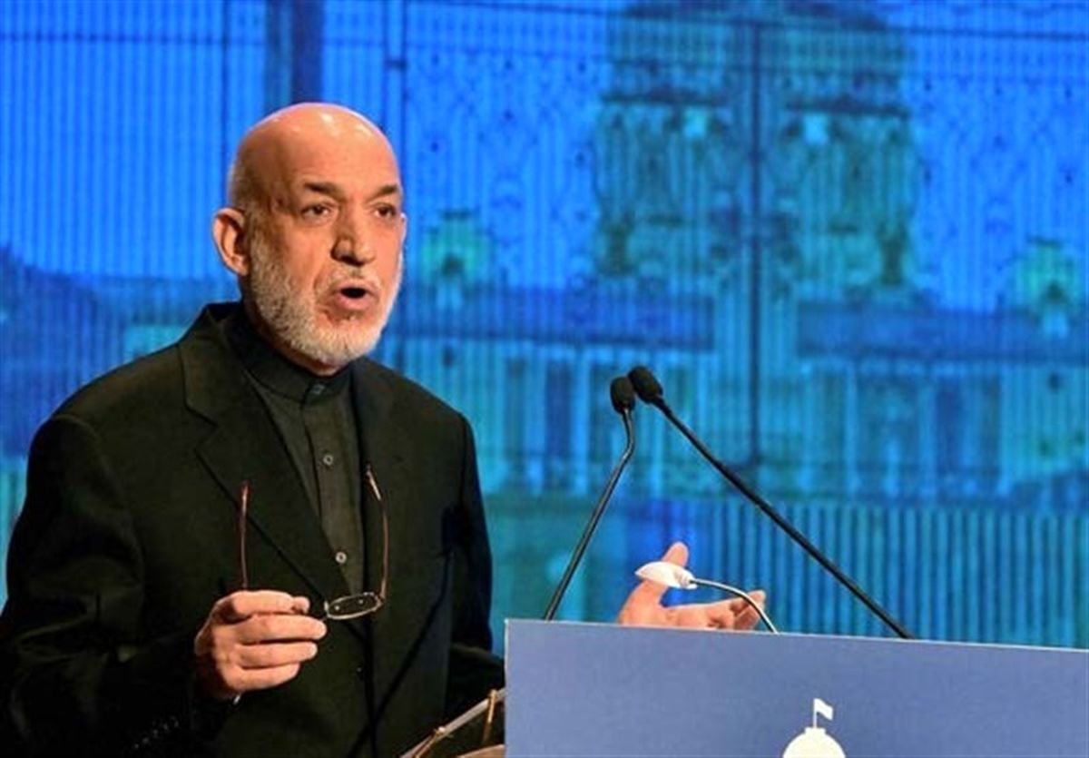حامد کرزی: آمریکا از ابتکار عمل روسیه در روند صلح افغانستان حمایت کند