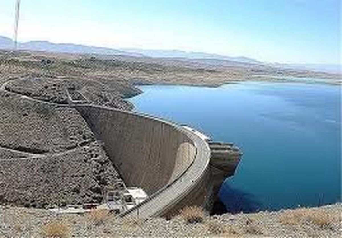 سالانه چه میزان آب در ایران تبخیر می‌شود؟