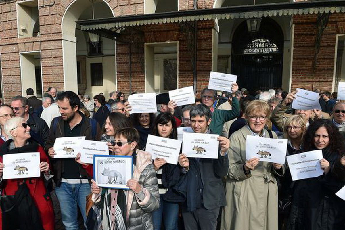 خبرنگاران ایتالیا دردفاع از آزادی مطبوعاتی وارد میدان شدند