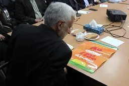 مساجد فضای بازی کودکان داشته باشند/ برنامه‌ریزی برای تولید اسباب‌بازی یک ضرورت است