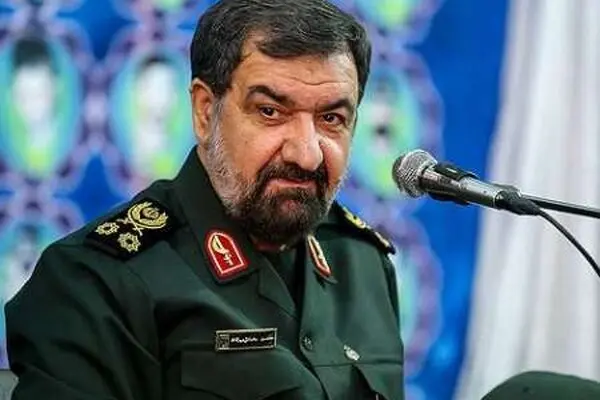 محسن رضایی: دانشجویان ایرانی، با بصیرت آینده‌ای روشن را برای تحول مدیریتی کشور نوید می‌دهند