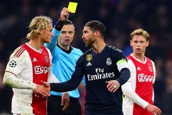 فوتبال جهان| محرومیت ۲ جلسه‌ای در انتظار راموس به خاطر تلاش برای گرفتن کارت زرد !