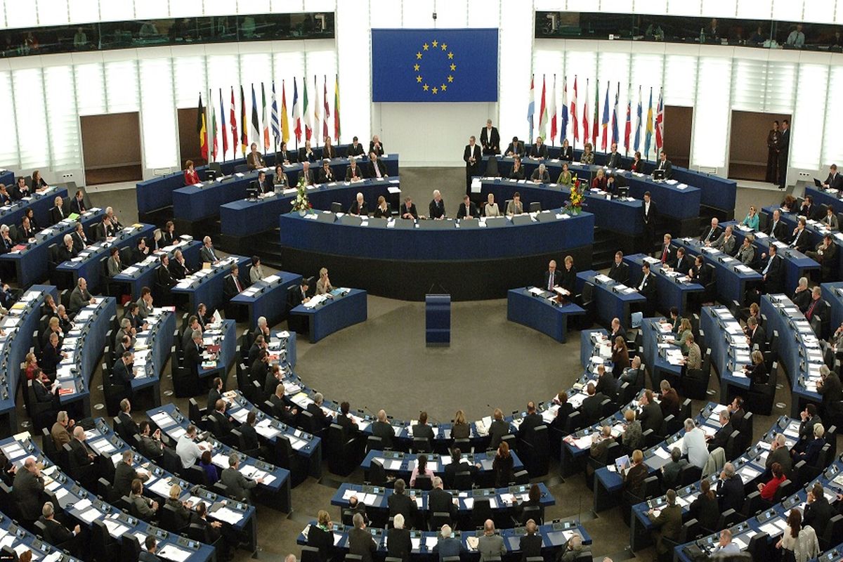 انتقاد اتحادیه اروپا از رومانی به دلیل تضعیف روند مقابله با فساد مالی