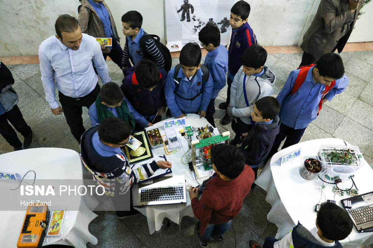 رقابت بیش از هزار دانش‌آموز در مسابقات ربوکاپ آزاد دانشگاه تهران