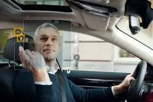 خودروهای آینده مسیر نگاه راننده را رصد می کنند