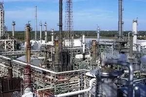 احداث پالایشگاه در داخل کشور بهترین راهکار حل مشکل میعانات گازی سرگردان