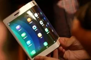 خرید گوشی تاشو؛ بزرگترین اشتباهی که می‌توان مرتکب شد!