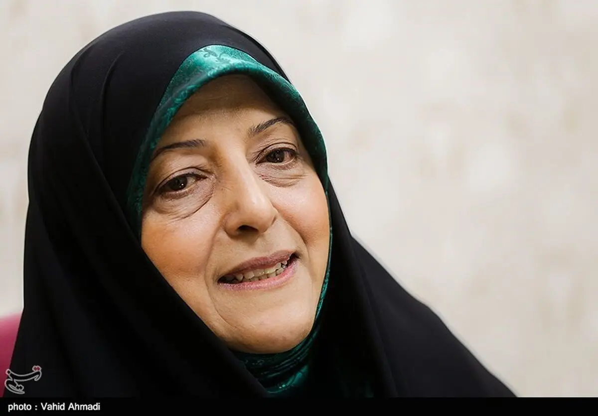 ابتکار: باید فرصتی فراهم شود که زن، خانواده را فدای نقش اجتماعی نکند