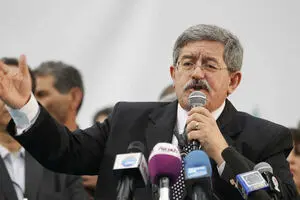هشدار نخست‌وزیر الجزایر درباره تکرار سناریوی سوریه در کشورش در میان اعتراض نمایندگان