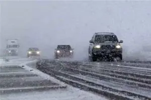 بارش برف و کولاک در تهران و البرز/ آبگرفتگی معابر در ۴ استان کشور
