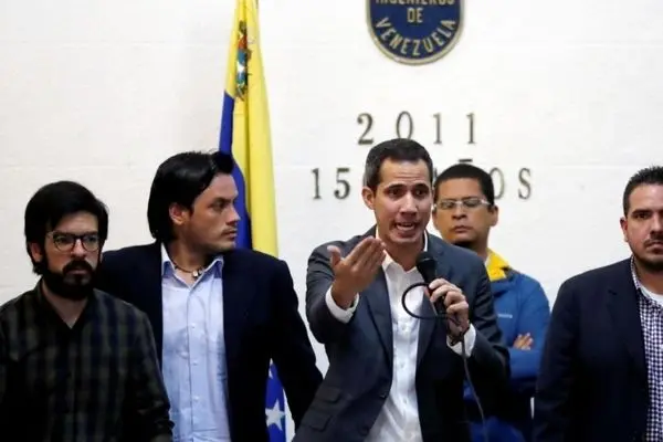 گوایدو خواستار تشدید تحریم ها علیه دولت مادورو شد