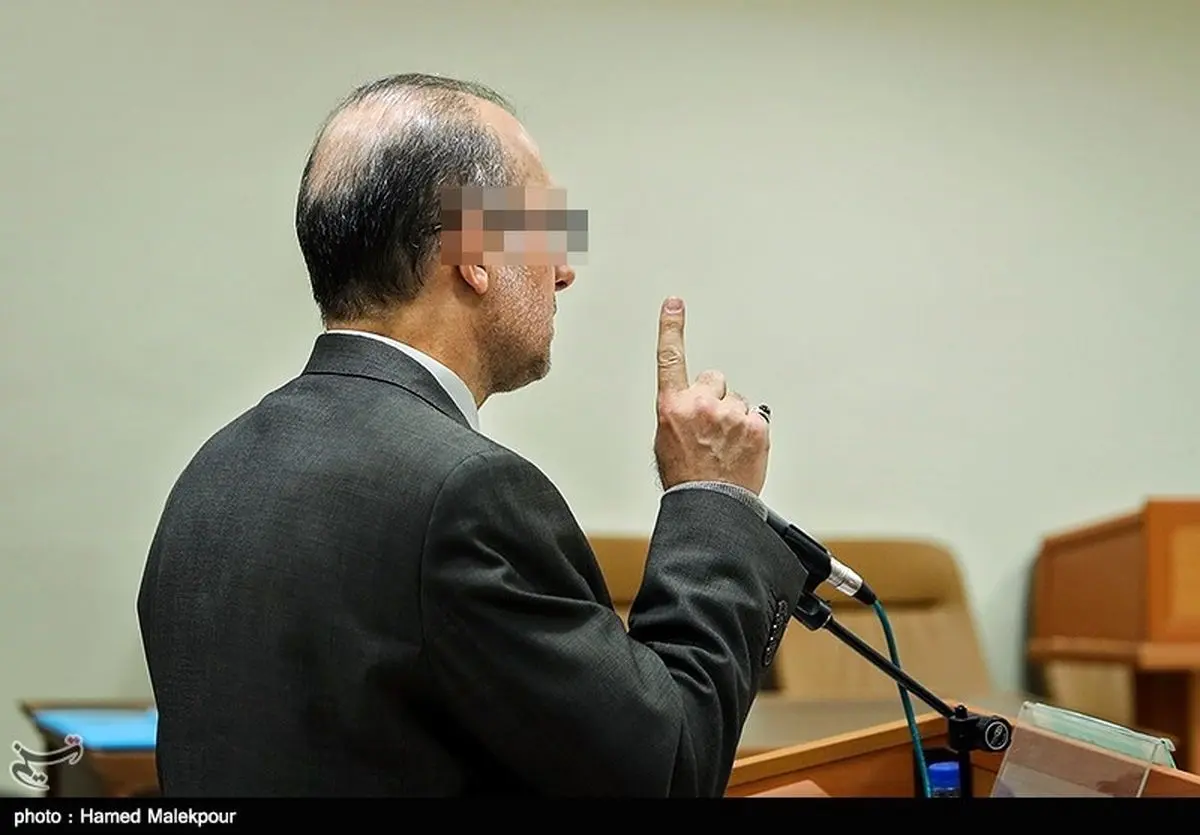 بانک کُنلُن، اتاقی در شرکت ملی نفت چین بود