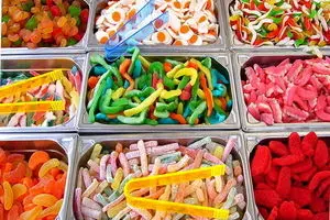 فروش پاستیل تهیه‌شده از پودر استخوان خوک