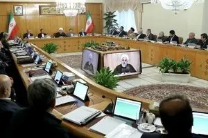 تلاش دولت برای احیای وزارت بازرگانی دلایل غیرسیاسی هم دارد؟