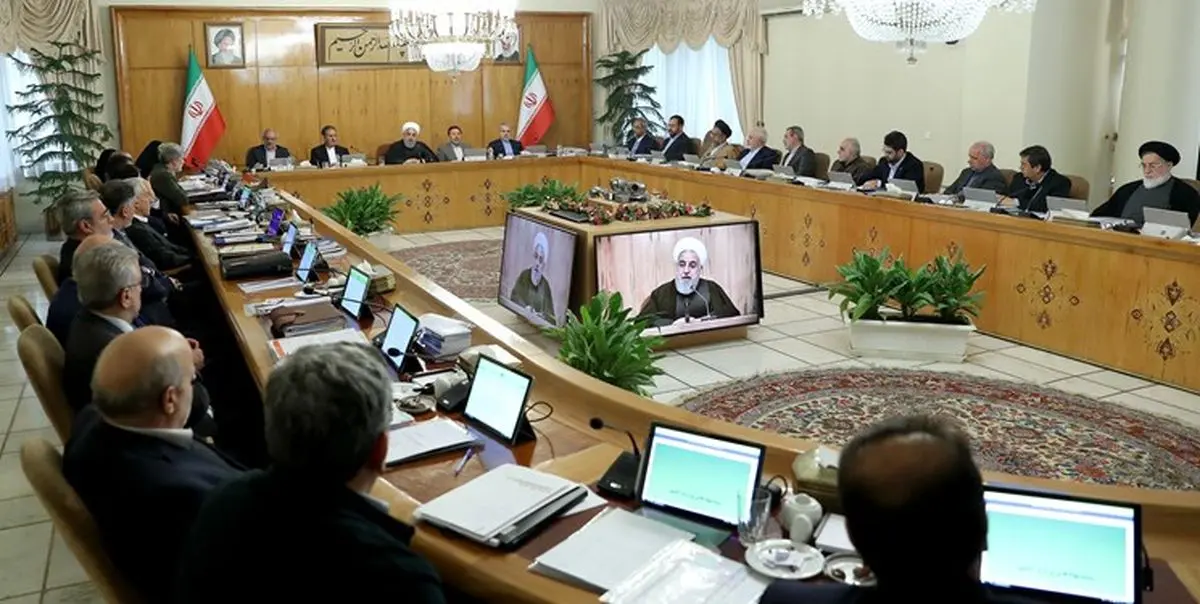 تلاش دولت برای احیای وزارت بازرگانی دلایل غیرسیاسی هم دارد؟