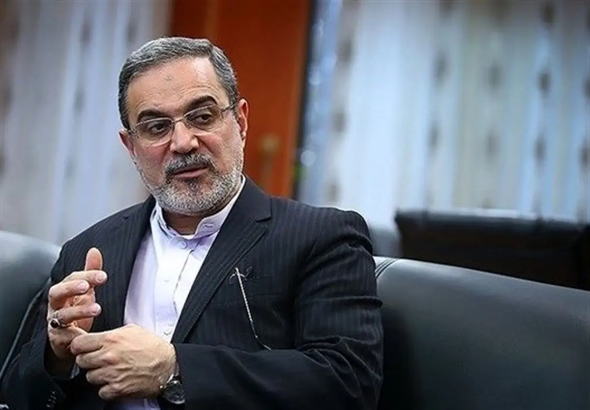 زبان فارسی در مناطق دوزبانه در حال تهدید است