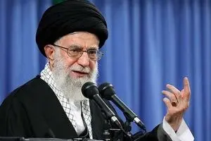 دست خط تازه منتشرشده رهبرانقلاب درباره عکس یادگاری با فرزندشان