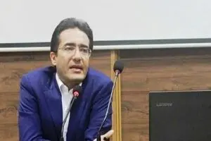 ترخیص ۲۵۰۰ کانتینر قطعات خط تولید ایران خودرو/ سایپا حدود ۳ هزار کانتینر دارد