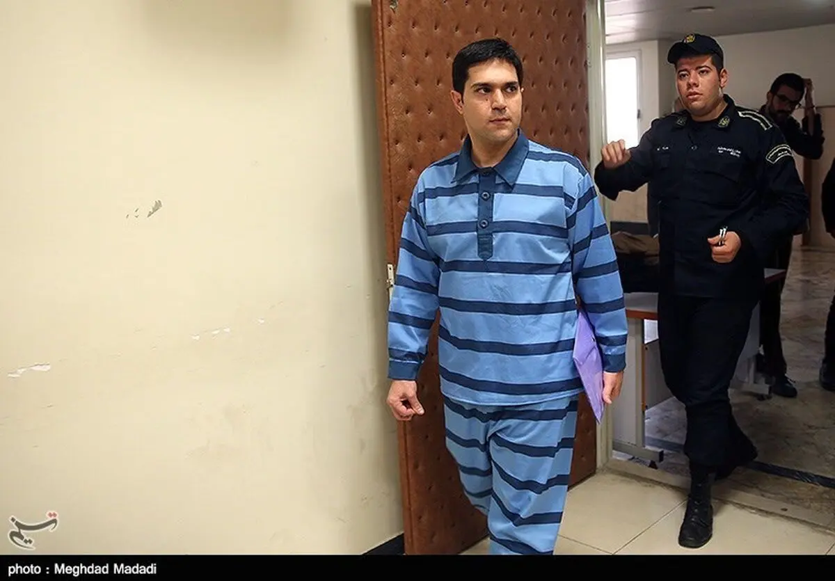 حکم محکومیت قطعی "احمد پاسدار" از واردکنندگان موبایل صادر شد