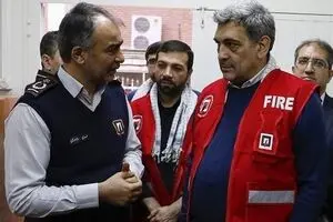 شهردار تهران در شب چهارشنبه آخر سال از ستاد ۱۲۵ بازدید کرد