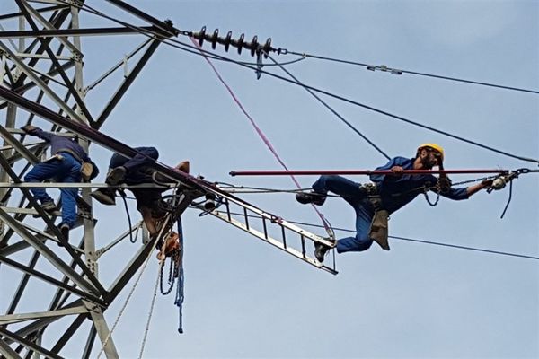 رفع قطعی برق ۹۰ درصد واحد‌های مسکونی استان‌های مازندران و گلستان