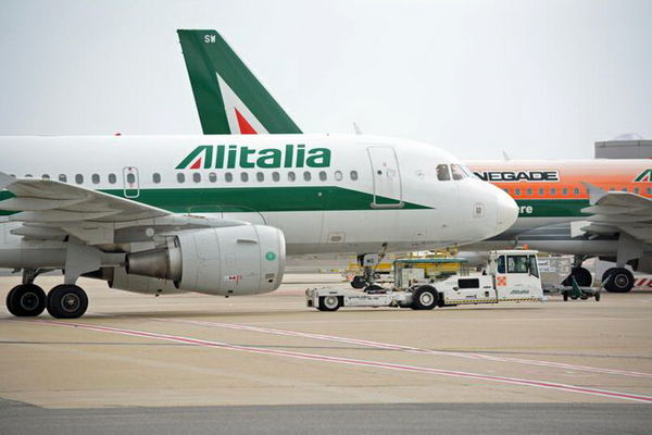 اعتصاب حمل و نقل هوایی منجر به حذف ۹۵ پرواز در ایتالیا شد
