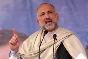 «حنیف اتمر» خواستار تشکیل دولت موقت پس از پایان دوره کاری حکومت وحدت ملی شد