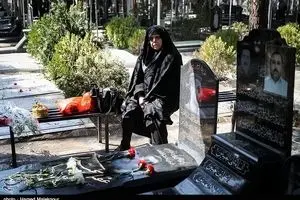 امشب درهای بهشت زهرا(س) تا صبح باز است