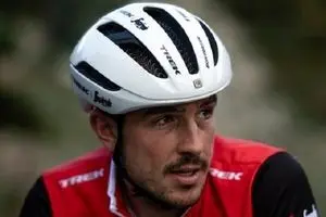 تأمین امنیت دوچرخه سواران با کلاه ایمنی پلیمری