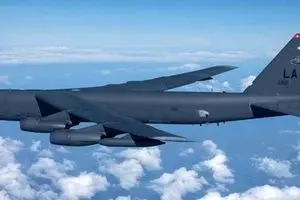 جنگنده‌های روسی، بمب‌افکن آمریکایی را فراری دادند