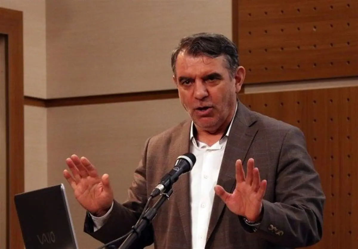 احضار پوری حسینی به دادسرای اردبیل به اتهام بدهی ۱۴۰میلیارد ریالی بابت خرید مجتمع گوشت اردبیل
