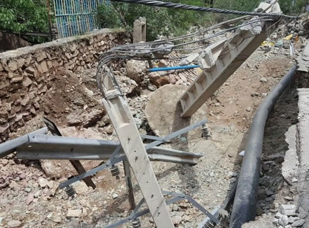 برق ۲۵ روستا گلستان بر اثر وقوع سیل قطع است