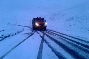 تردد انواع تریلر در محور هراز همچنان ممنوع است