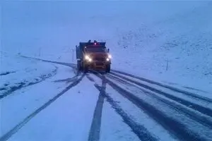 تردد انواع تریلر در محور هراز همچنان ممنوع است