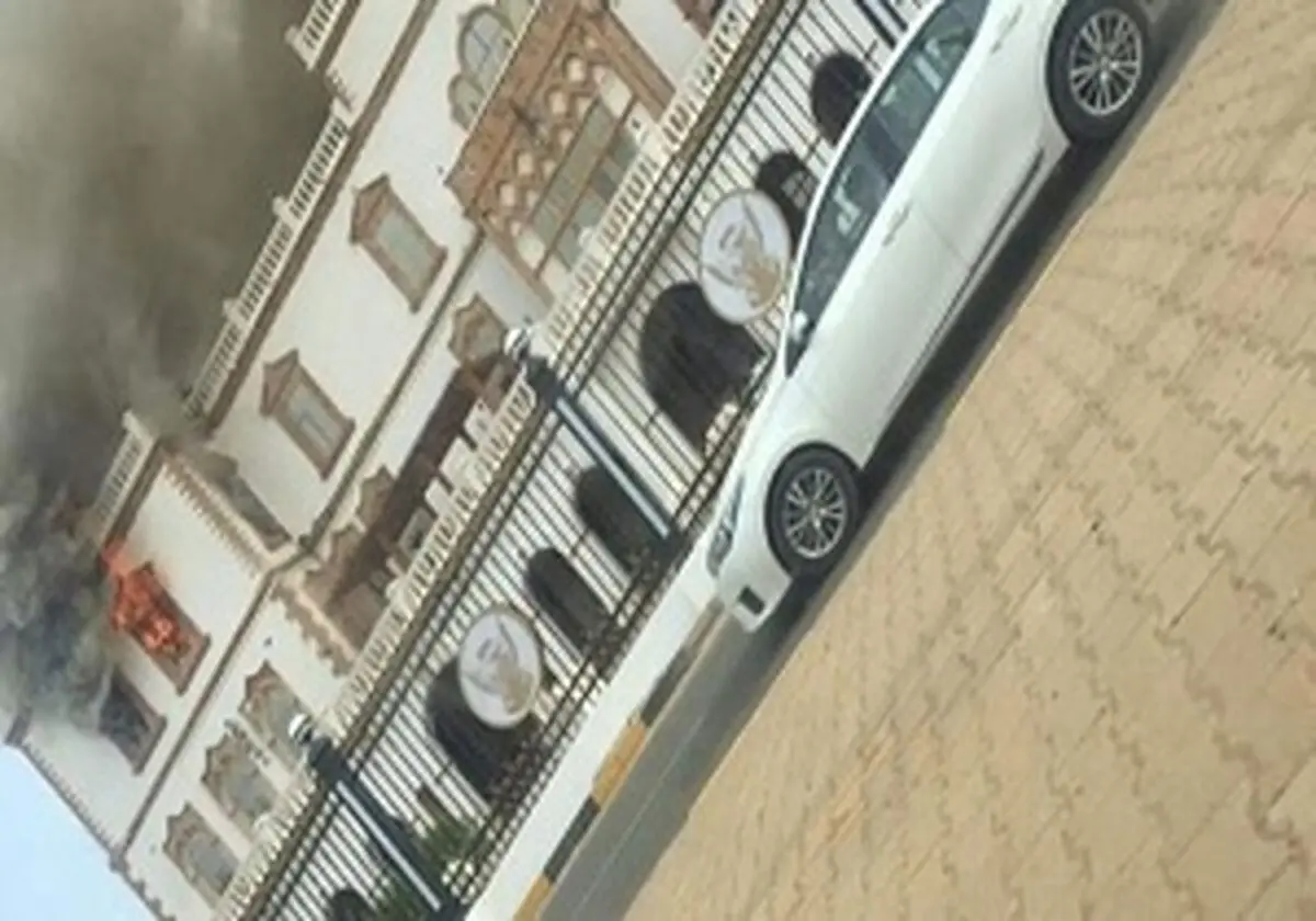 کاخ قدیم ریاست جمهوری سودان در آتش سوخت