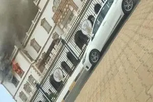 کاخ قدیم ریاست جمهوری سودان در آتش سوخت