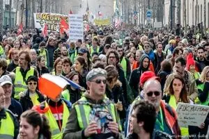 بیش از ۵۰ تن از جلیقه زردها بازداشت شدند