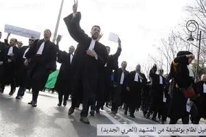 ادامه تظاهرات‌ها در الجزایر؛ تأکید وکلا بر لزوم کناره‌گیری فوری بوتفلیقه