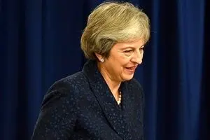 ساندی تایمز خبر داد: توطئه کابینه انگلیس برای برکناری نخست وزیر