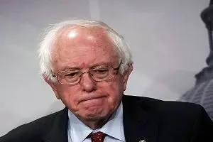 بازدید برنی سندرز از یک مرکز اسلامی آمریکا در محکومیت حمله تروریستی نیوزیلند