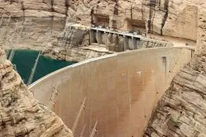 شایعه شکستن سد در استان فارس صحت ندارد